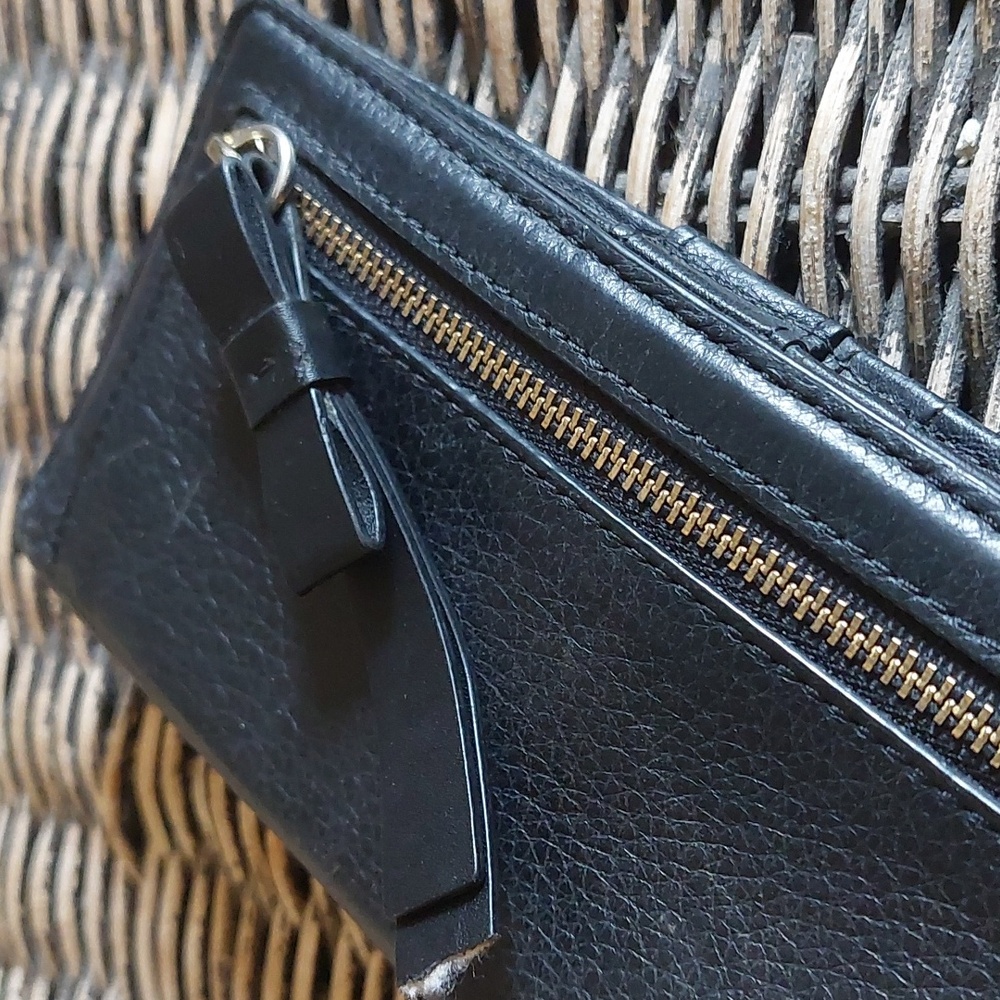 Kate Spade Leather Wallet *Final Price* - Picture 13 of 16